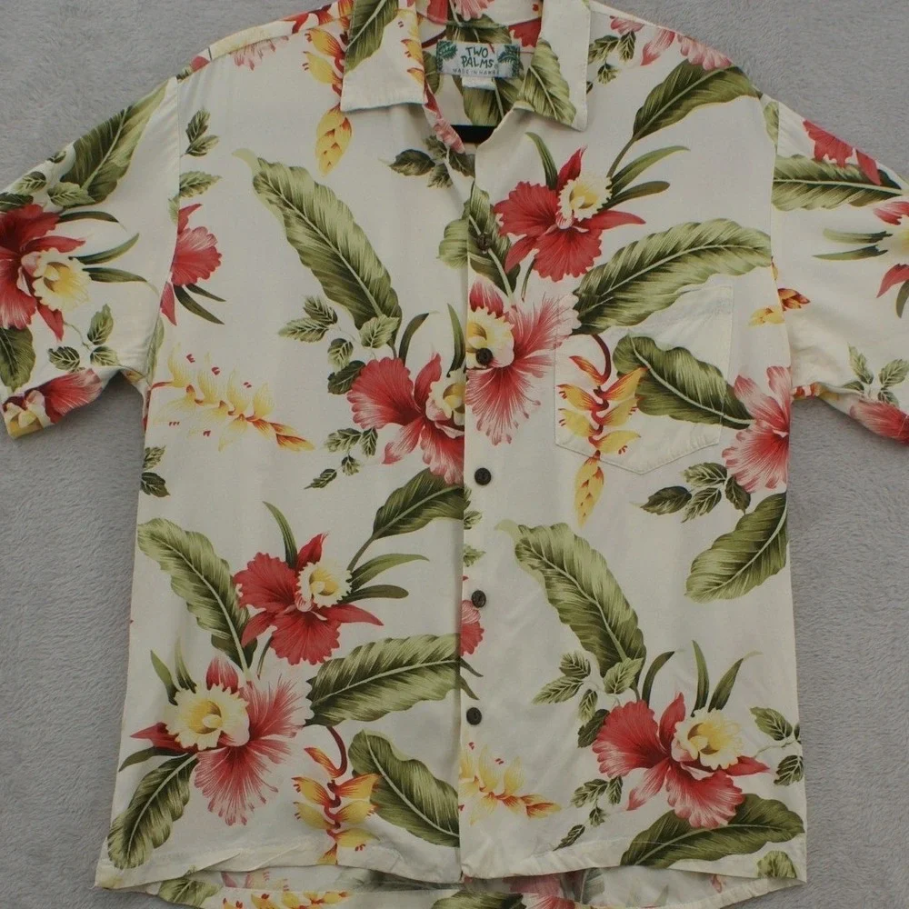 Two Palms Hawaiian Shirt Mens Medium Cream Floral Tropical Rayon Made in Hawaii